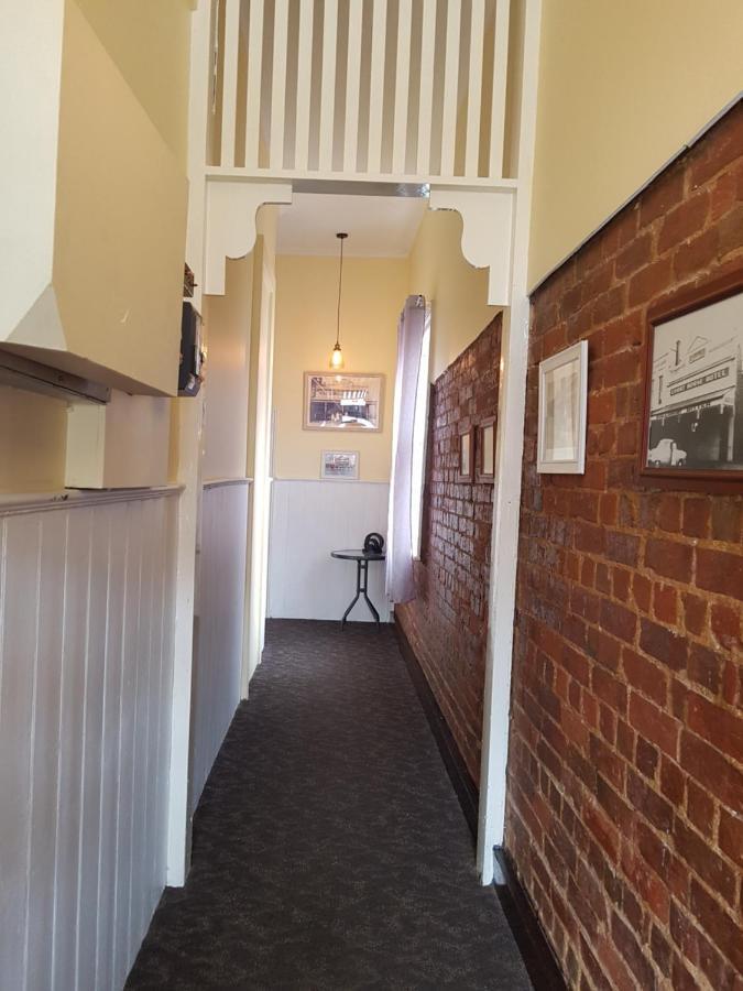 Courthouse Hotel Ararat Esterno foto